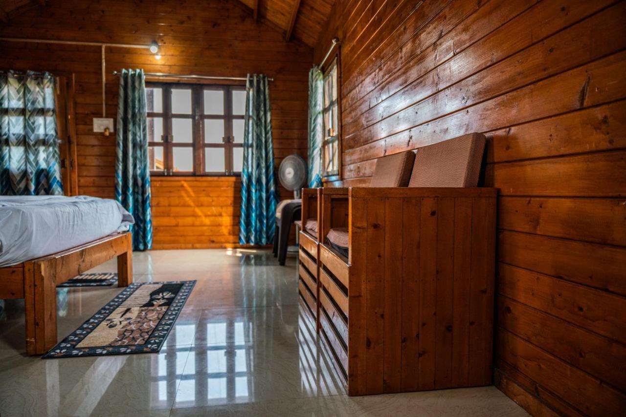 Leo Wodden Resort Хампи Екстериор снимка